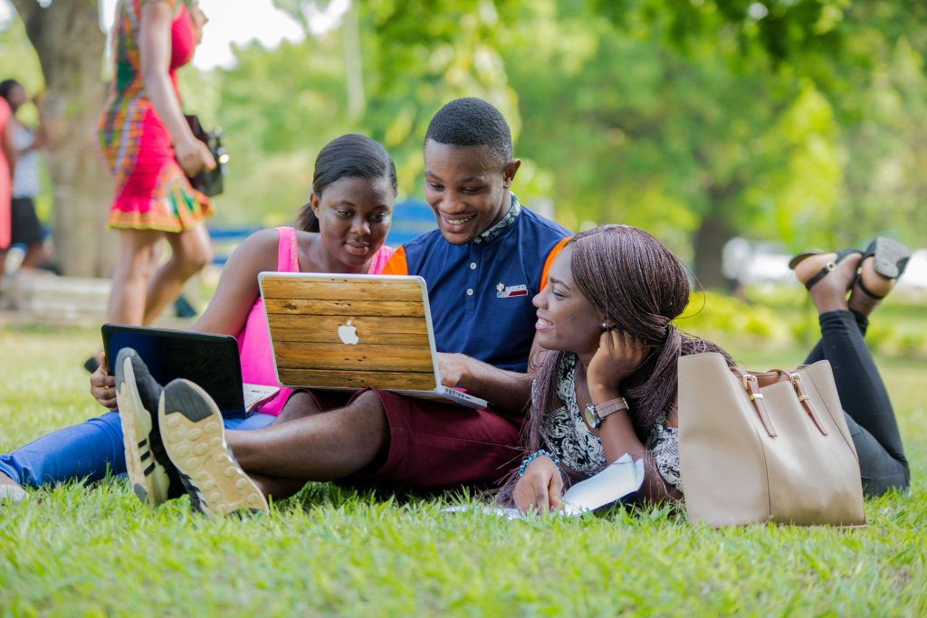 11 Essential Tips for First-Year University Students